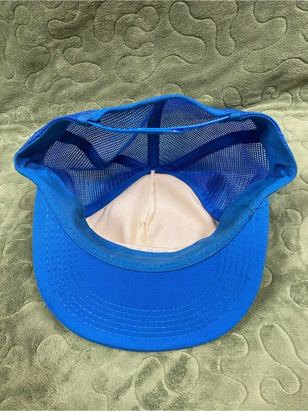 VTG 80s Notre Dame 50-Year Club, SnapBack Trucker Hat, Foam deterioration